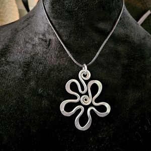 Silver Flower Pendant Necklace
